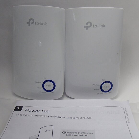 TP-LINK TL-WA850RE 300Mbps Universal Wi-Fi Range Extender - Picture 1 of 6